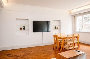 PRIVATE ROOM in a huge multicultural apartment
